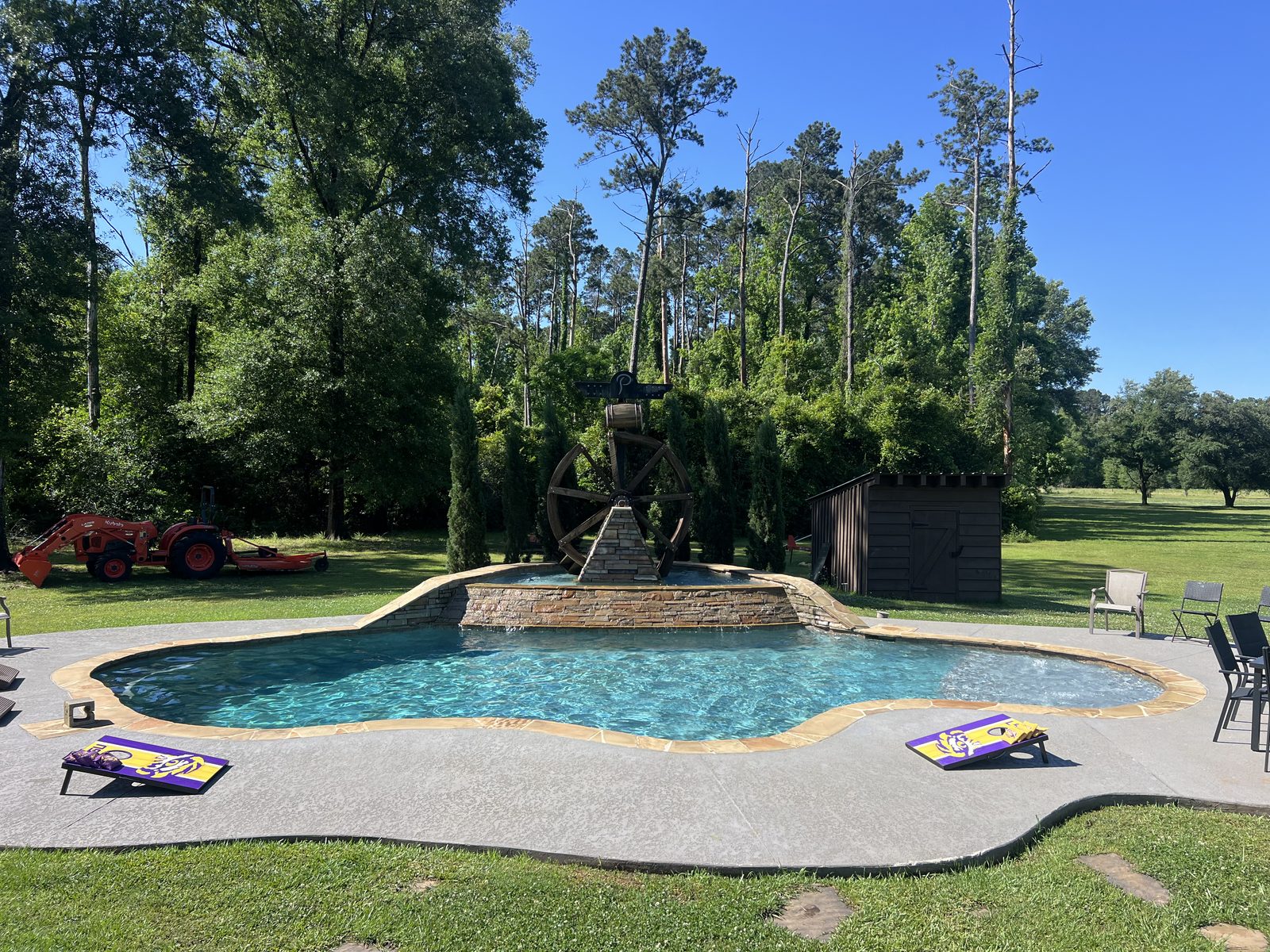 The pool and its water wheel